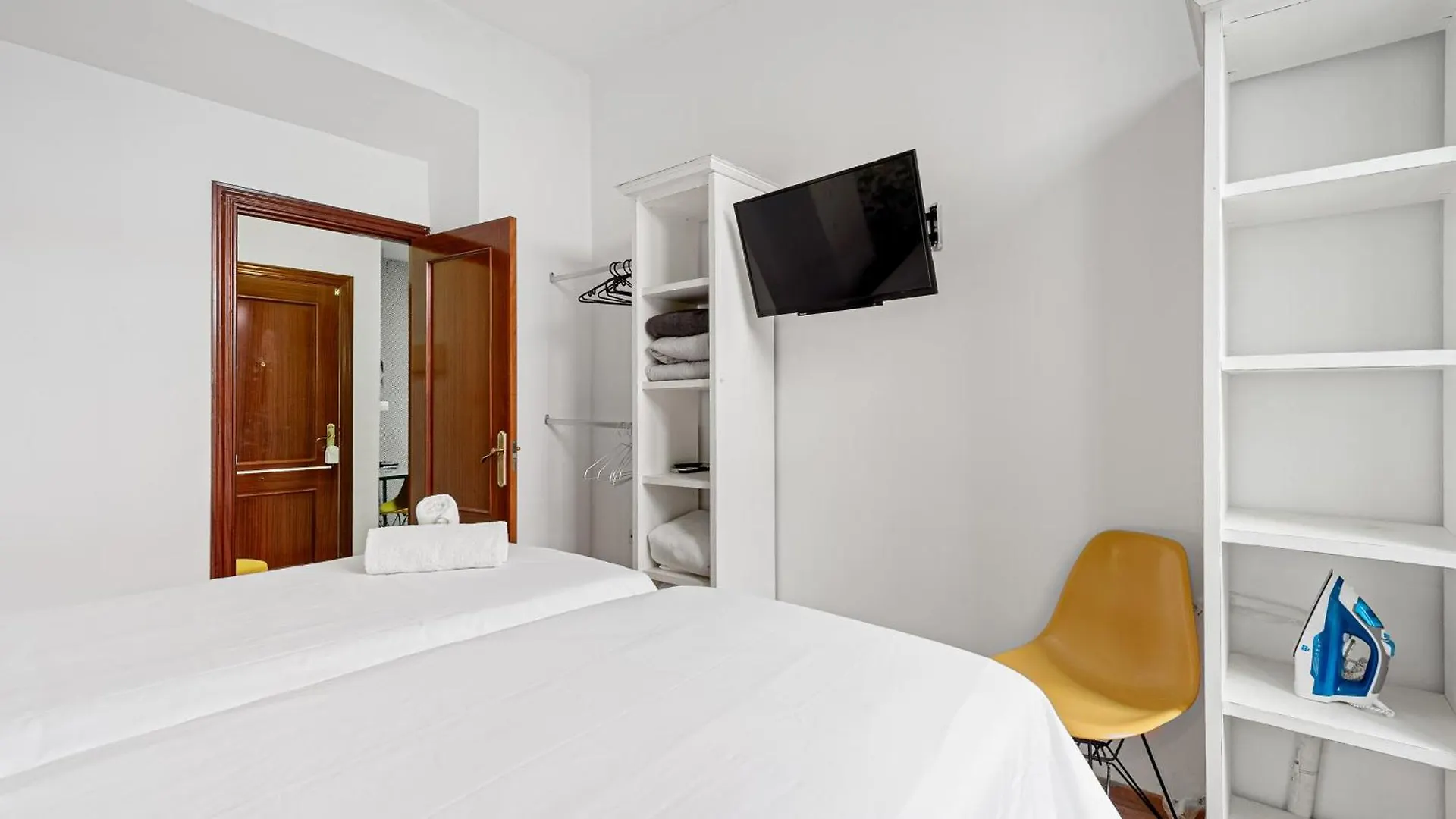 Urbanchicmalaga 2Bedroom Oasis In Historic Malaga Centre