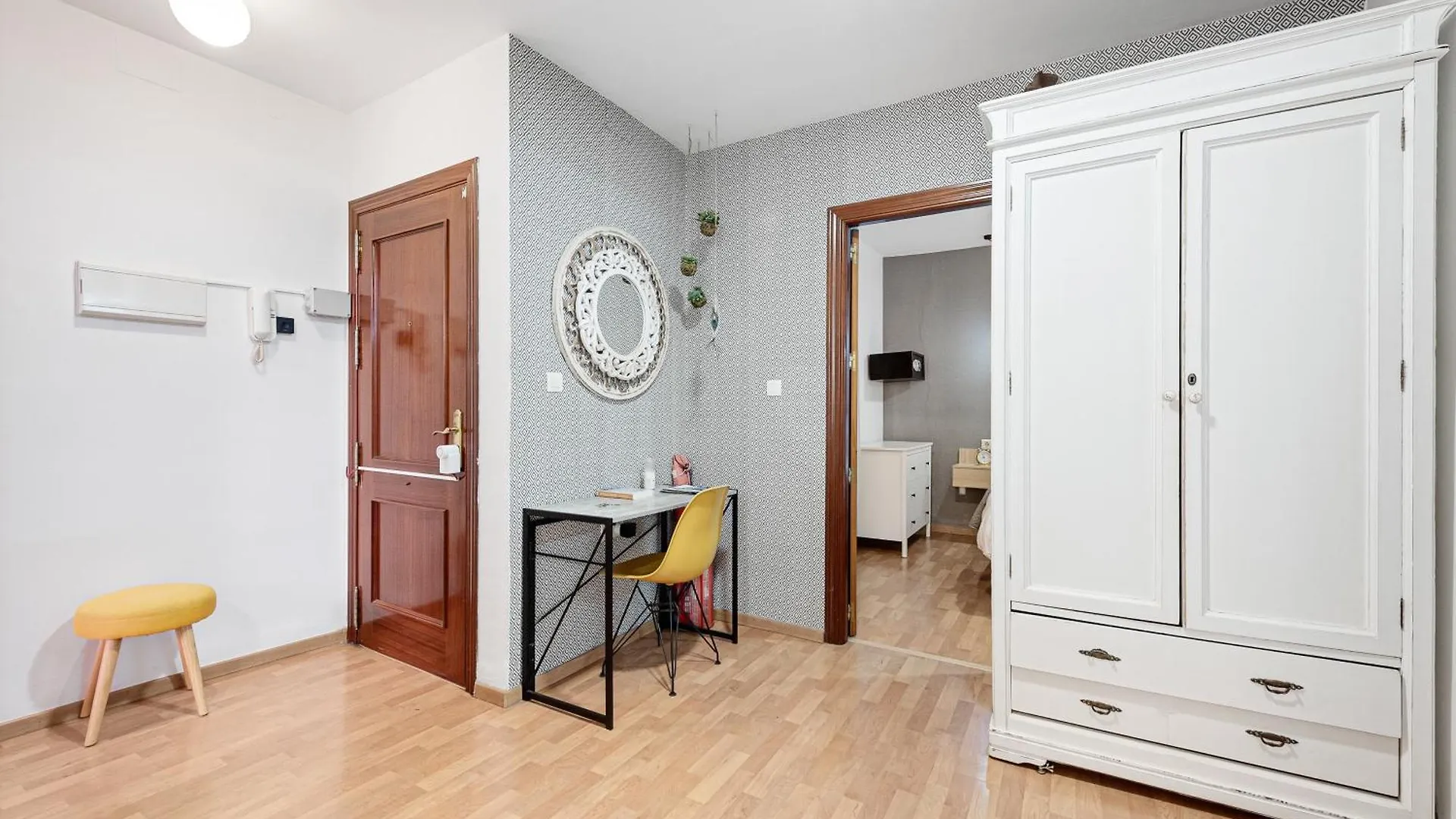 Urbanchicmalaga 2Bedroom Oasis In Historic Malaga Centre
