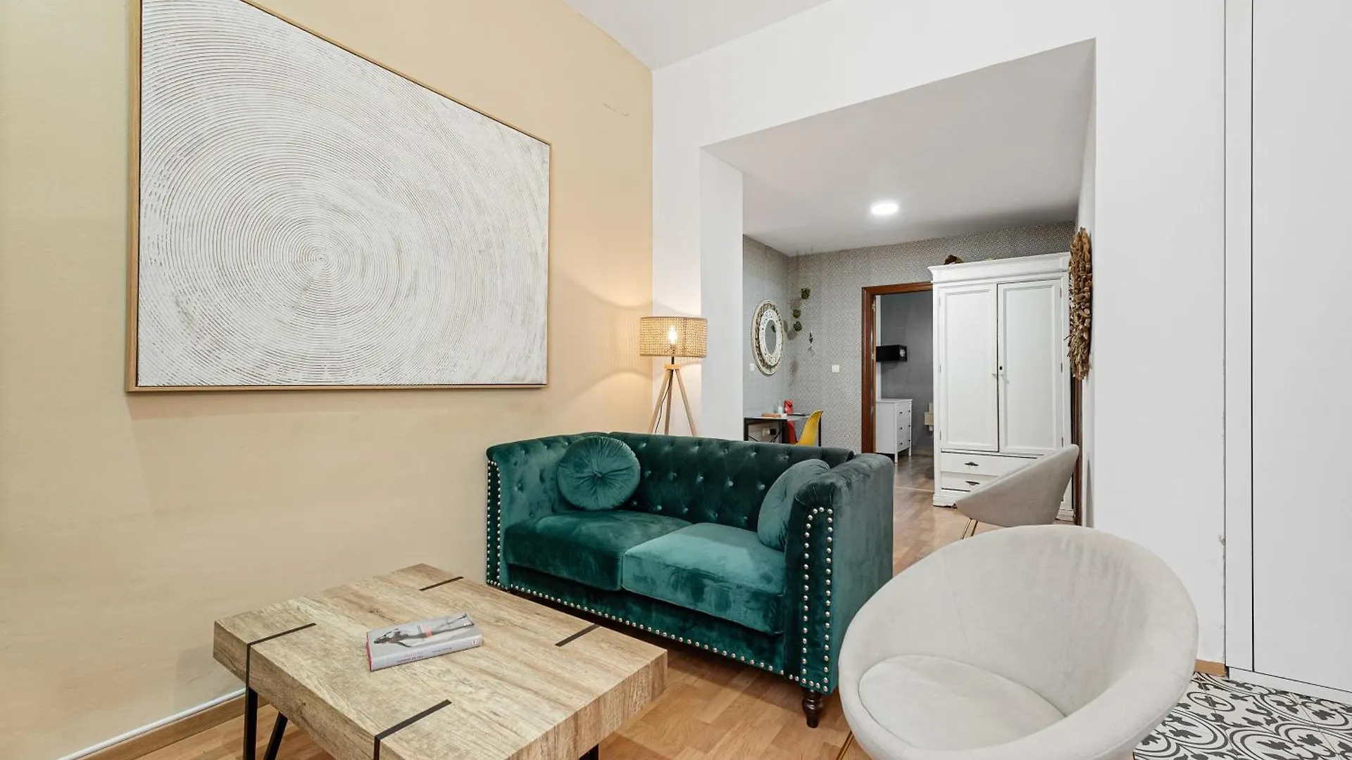 Urbanchicmalaga 2Bedroom Oasis In Historic Malaga Centre 0*,